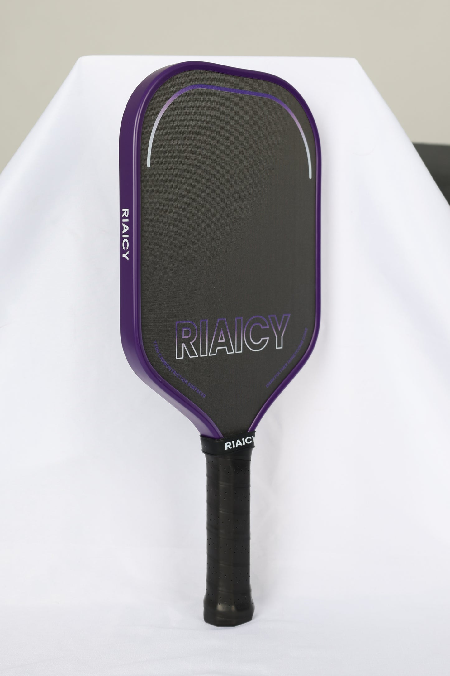 RIAICY Pickleball Rackets for Adults PP Honeycomb Carbon Fiber T700 Pro Pickleball Paddles Suitable for Powerful Strikes and Fast Offensive Tactics