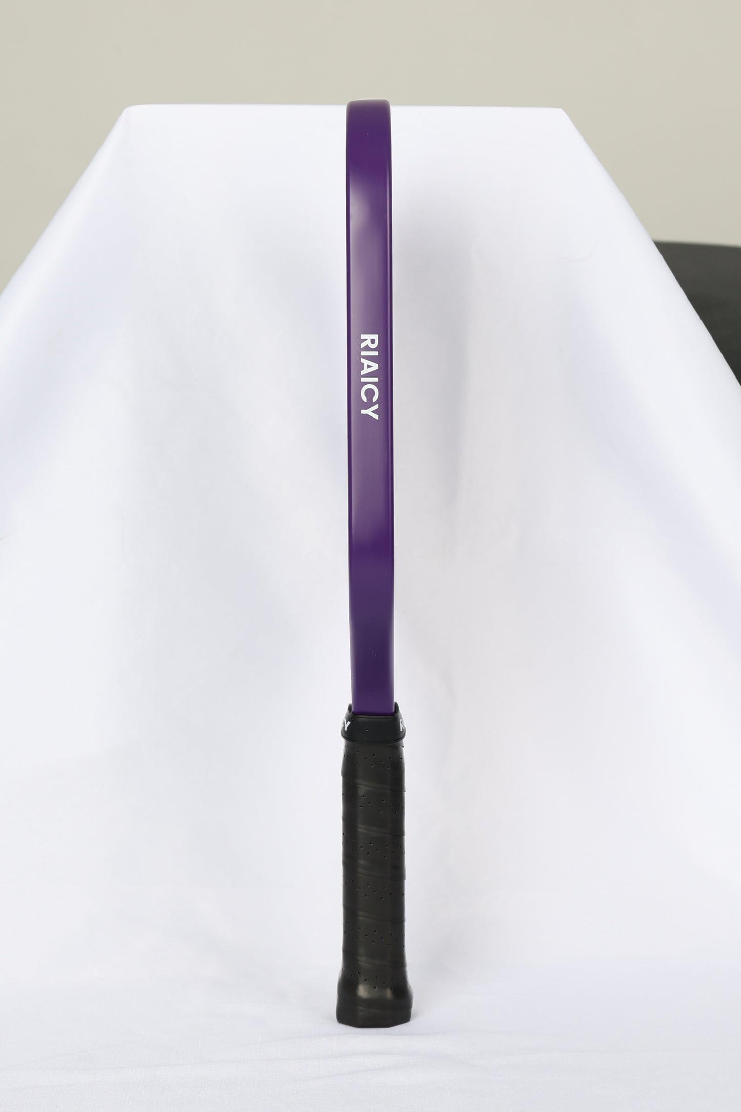 RIAICY Pickleball Rackets for Adults PP Honeycomb Carbon Fiber T700 Pro Pickleball Paddles Suitable for Powerful Strikes and Fast Offensive Tactics